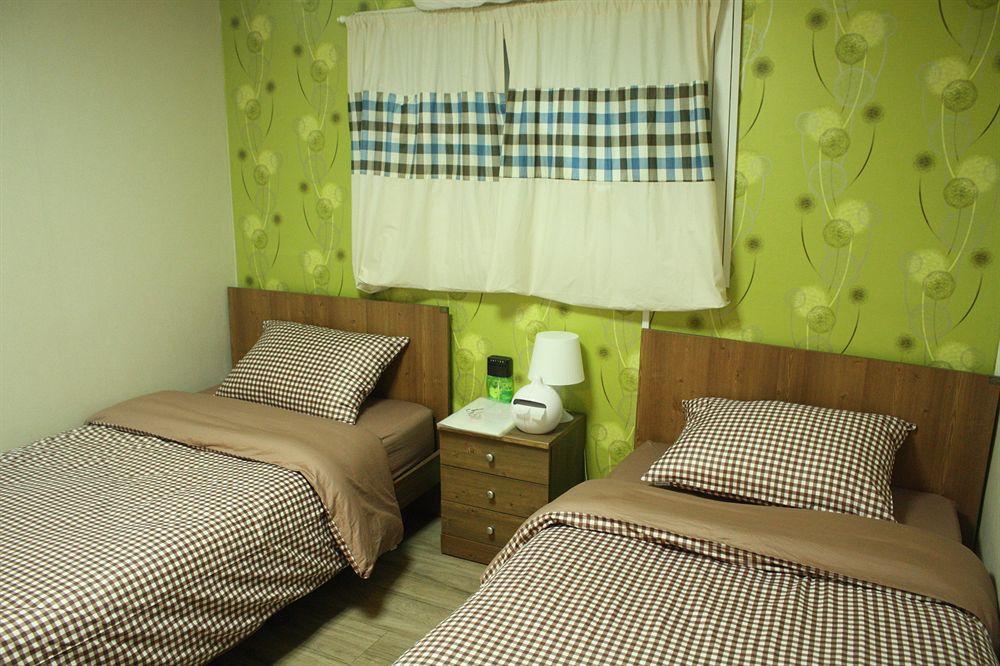 Lee & No Guesthouse Hongdae 首爾 外观 照片