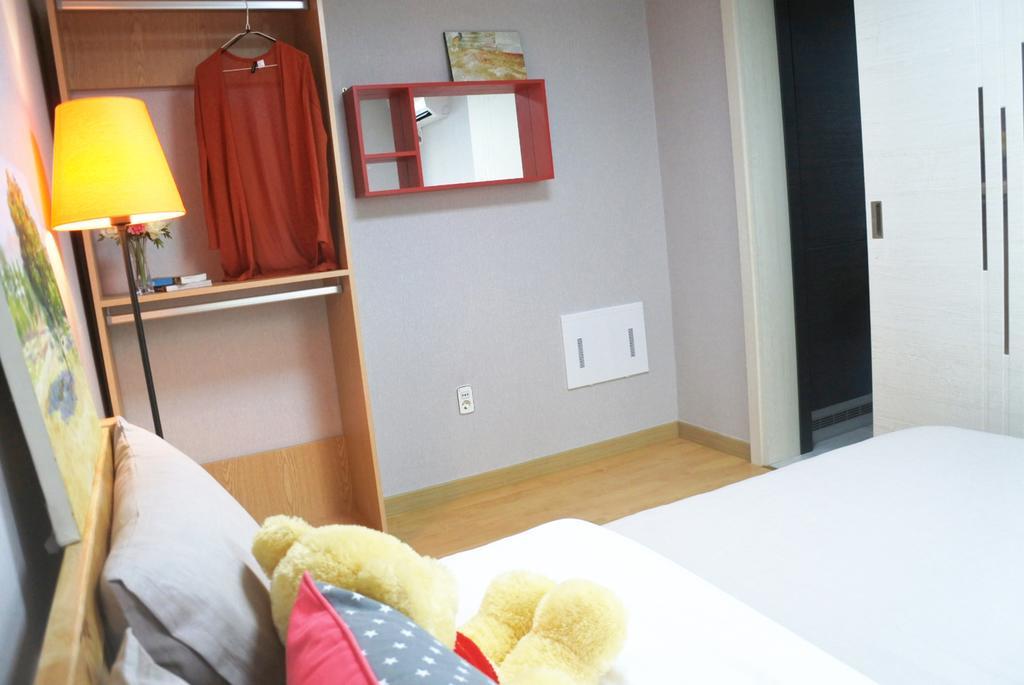 Lee & No Guesthouse Hongdae 首爾 外观 照片
